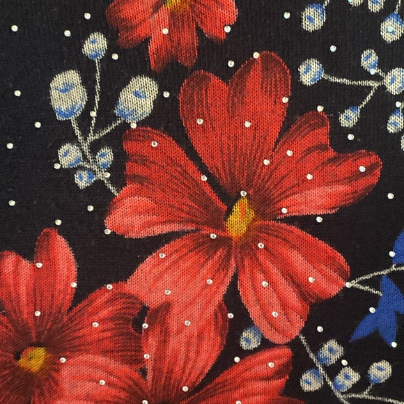 Classic Women's Black Sweater with Red Floral Design, Embellished - Picture 6 of 6